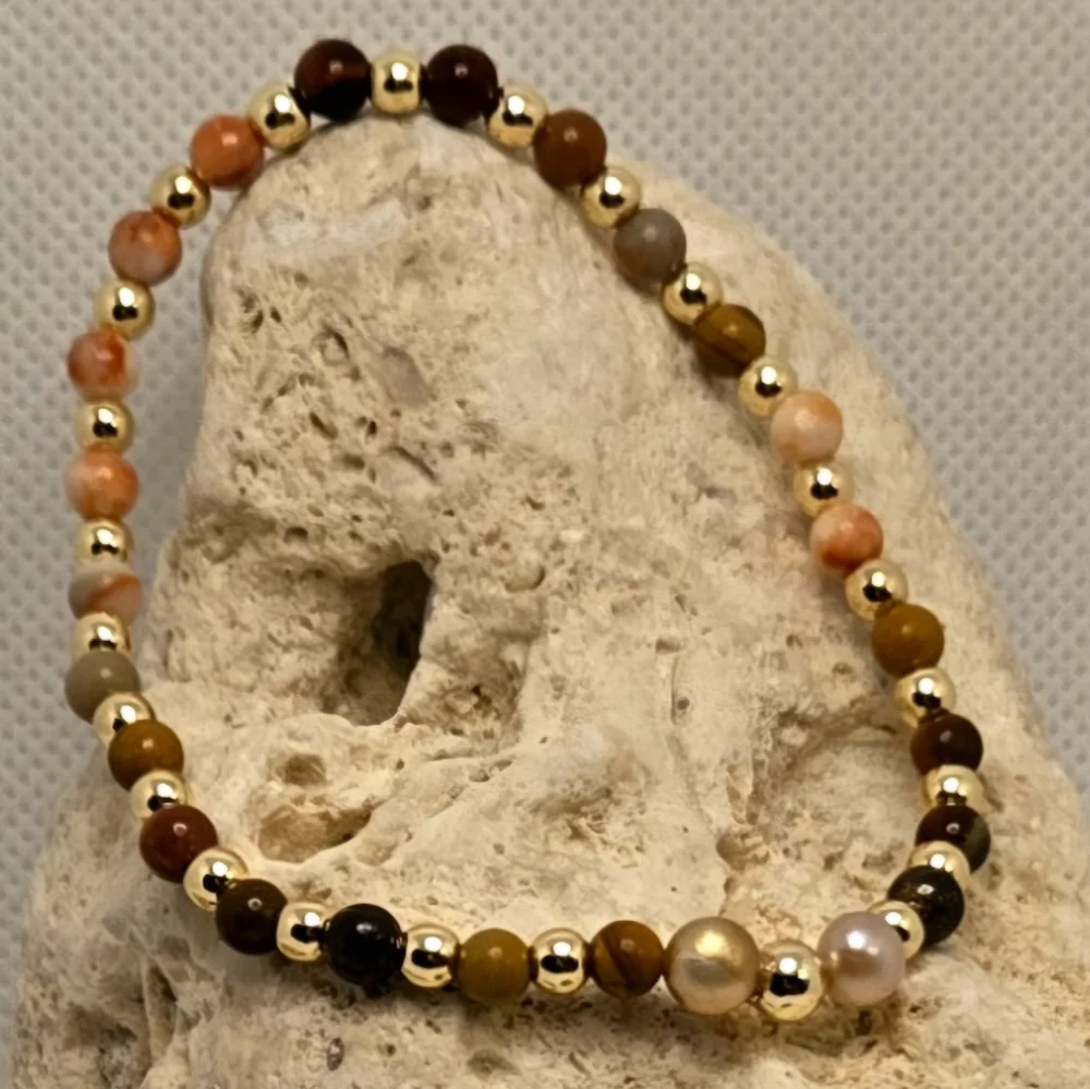 Stretchy bracelet - Picture 10 of 13